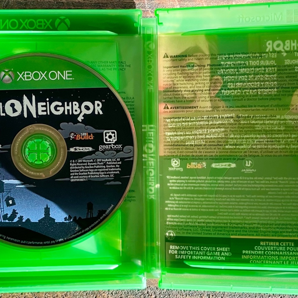 Hello Neighbor - Picture 2 of 4